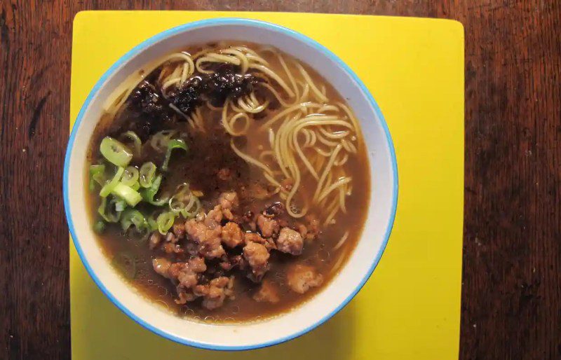 From Fast Food to Art: The American Chef Who Helped Ramen Take Over the World - image-8