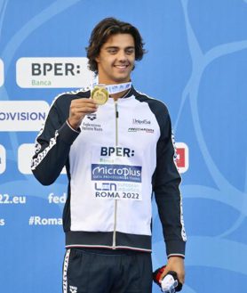 Secondary photo 2 - Italian stars in European swimming
